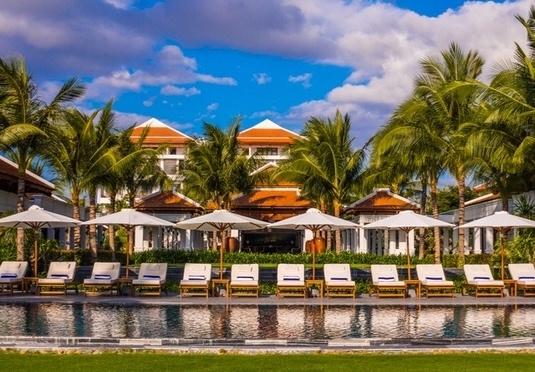 Ultra-luxe resort on a Vietnamese beach